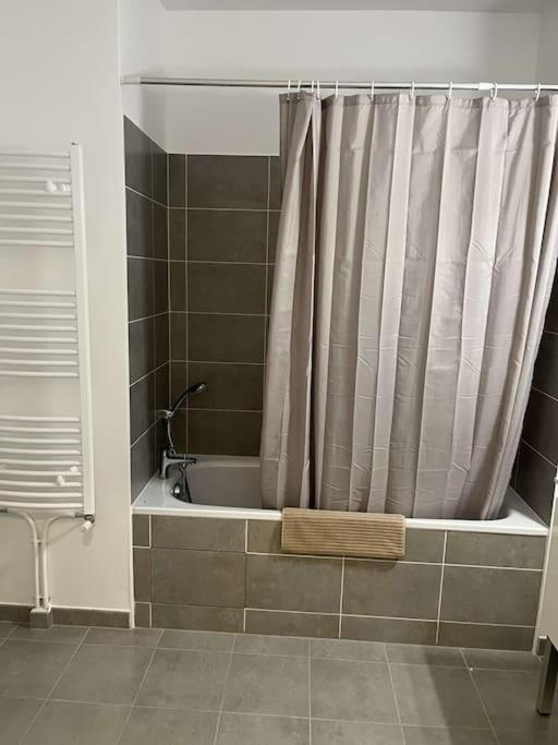 Chez David Apartment Villejuif Bagian luar foto